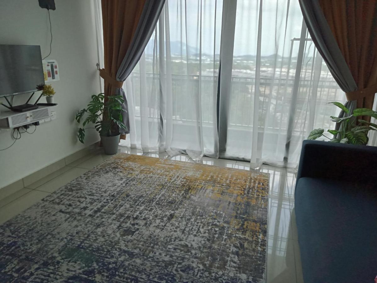 Fz Almyra Homestay Kajang Extérieur photo